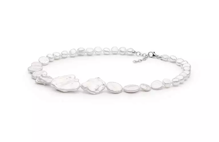 Trend-Perlenkette weiß barock 12-13 mm, 45 cm, Verschluss rhodiniertes 925er Silber, Gaura Pearls, Estland
